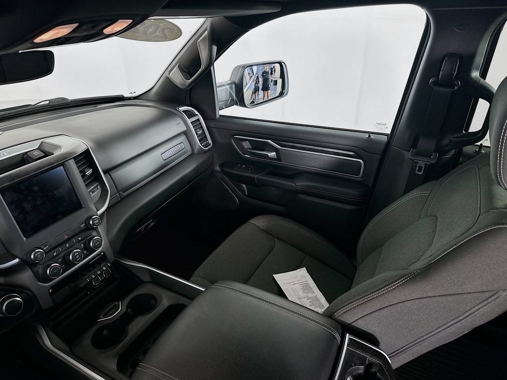 Used 2022 RAM 1500 Big Horn AWD/4WD image 33