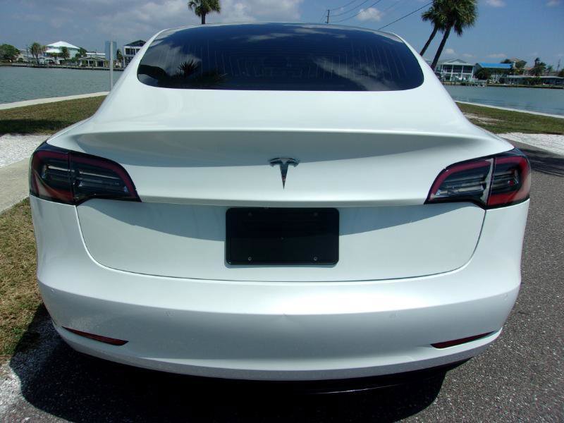 Used 2019 Tesla Model 3 Standard Range Plus image 16