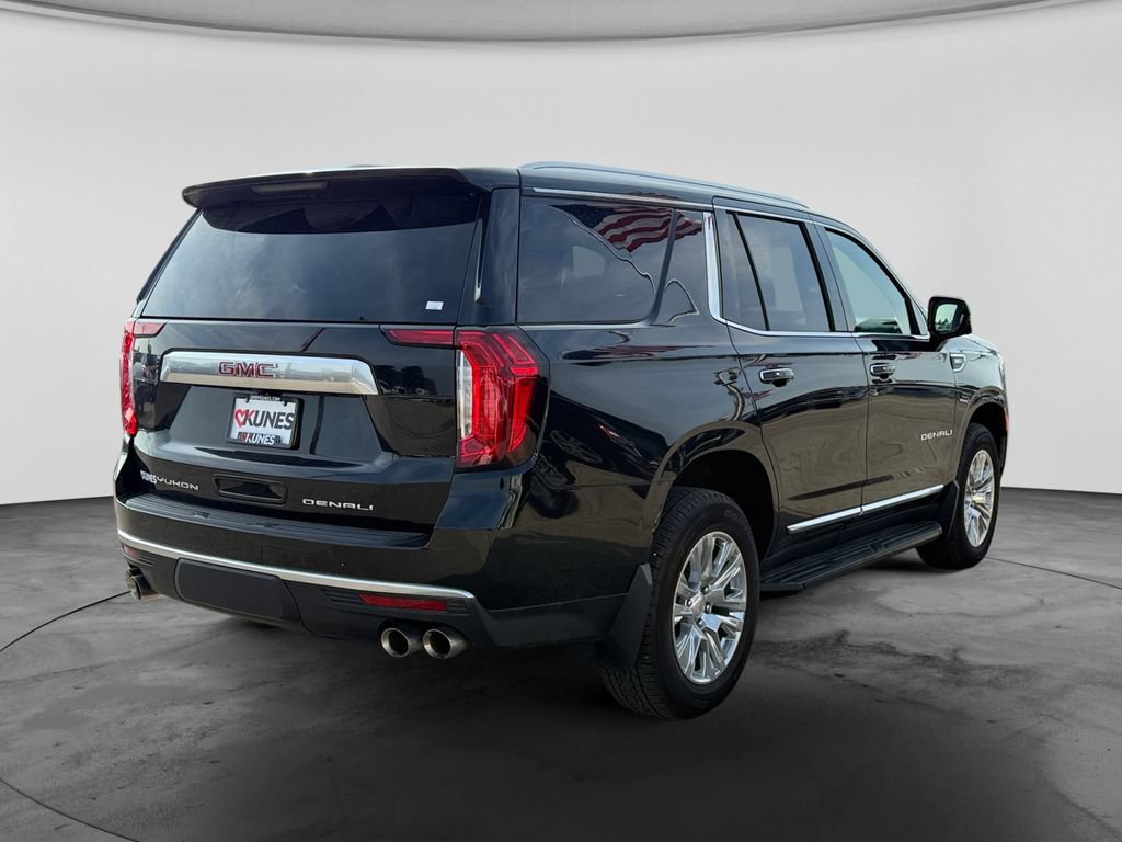 Used 2024 GMC Yukon Denali AWD/4WD image 10