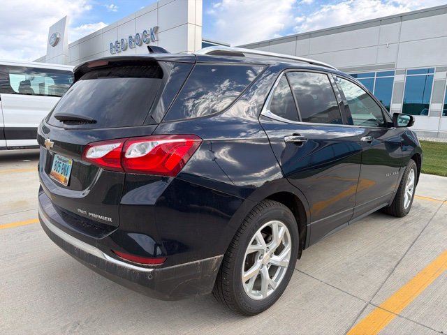Used 2021 Chevrolet Equinox Premier AWD/4WD image 3