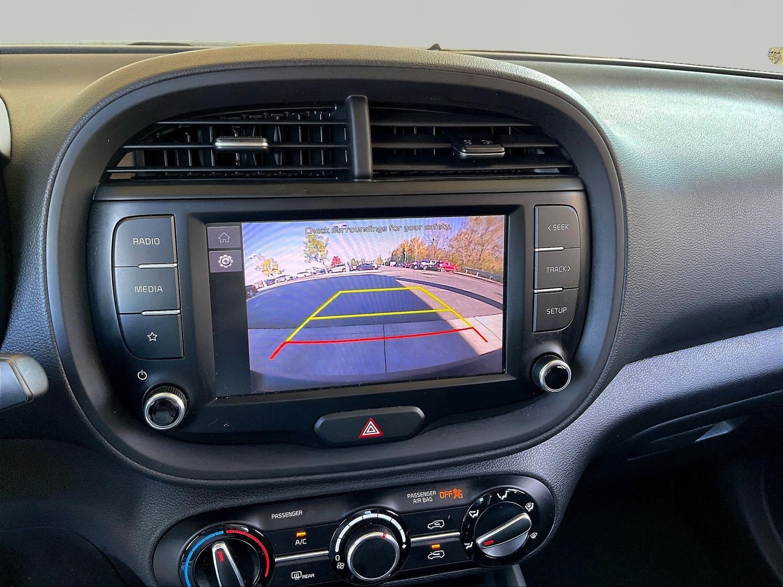 Used 2023 Kia Soul LX w/ LX Technology Package FWD image 13