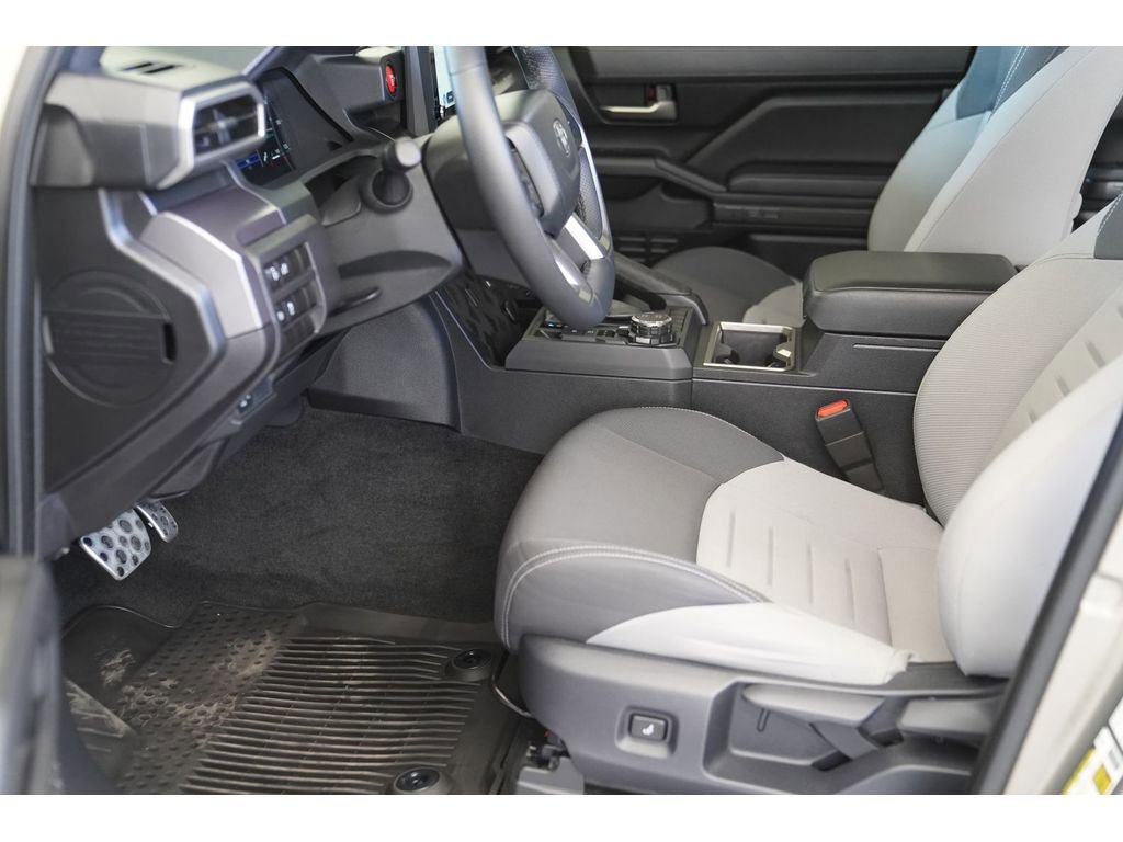 Used 2025 Toyota Tacoma TRD Sport image 14