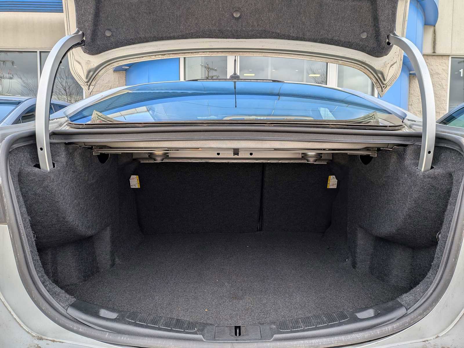 Used 2018 Ford Fusion SE w/ Fusion SE Technology Package FWD image 32
