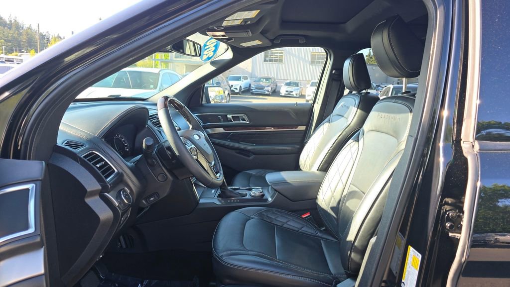 Used 2018 Ford Explorer Platinum AWD/4WD image 21