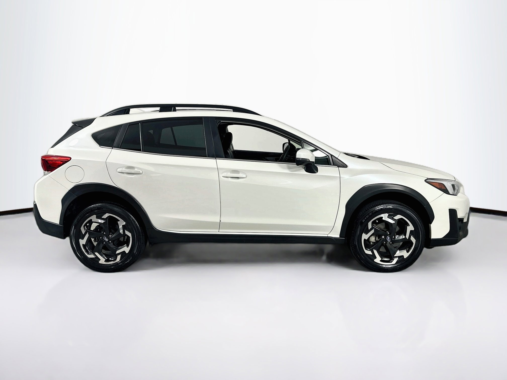 Used 2023 Subaru Crosstrek 2.5i Limited w/ Moonroof Package AWD/4WD image 4