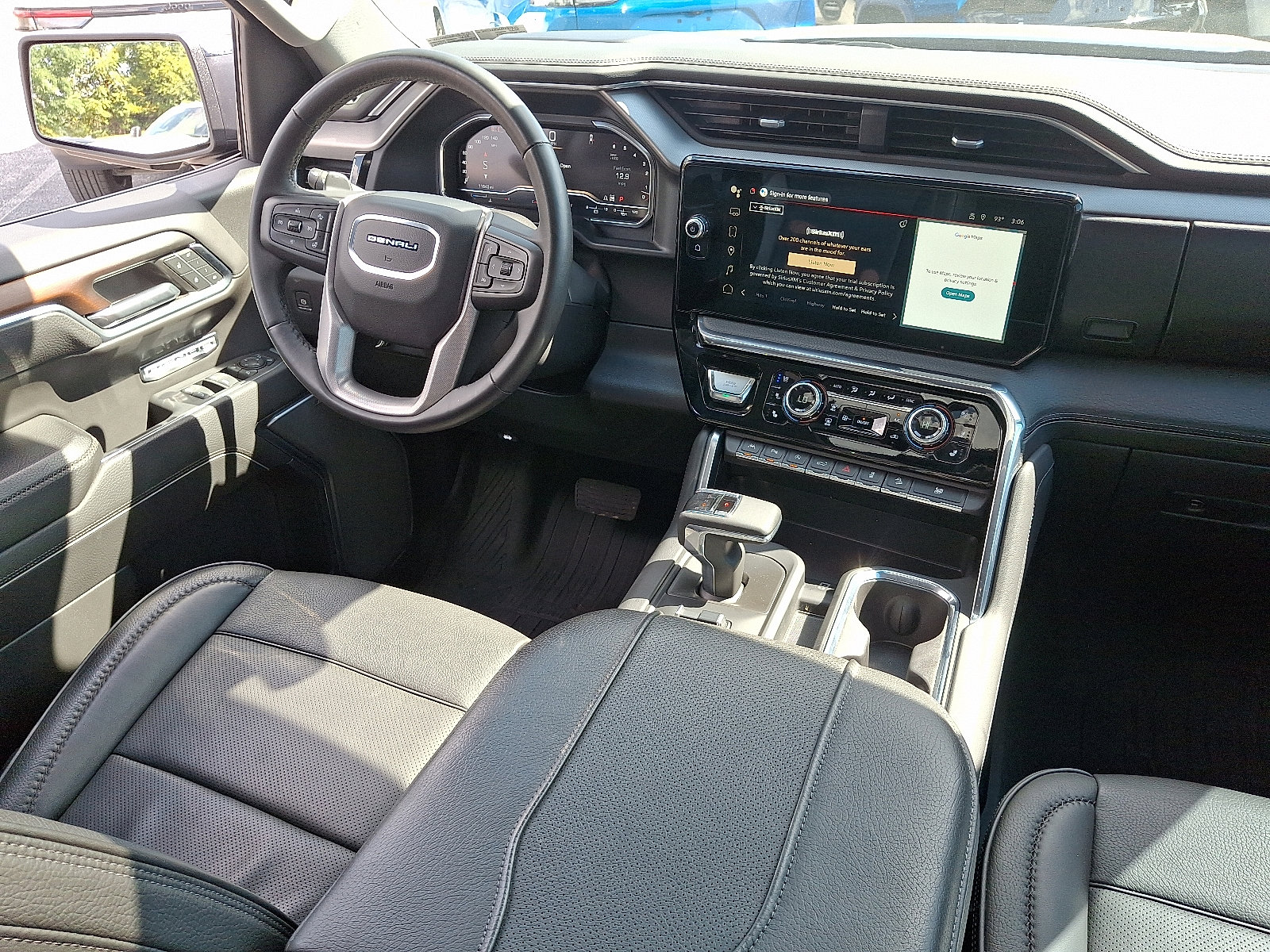 Used 2024 GMC Sierra 1500 Denali w/ Denali Reserve Package image 15