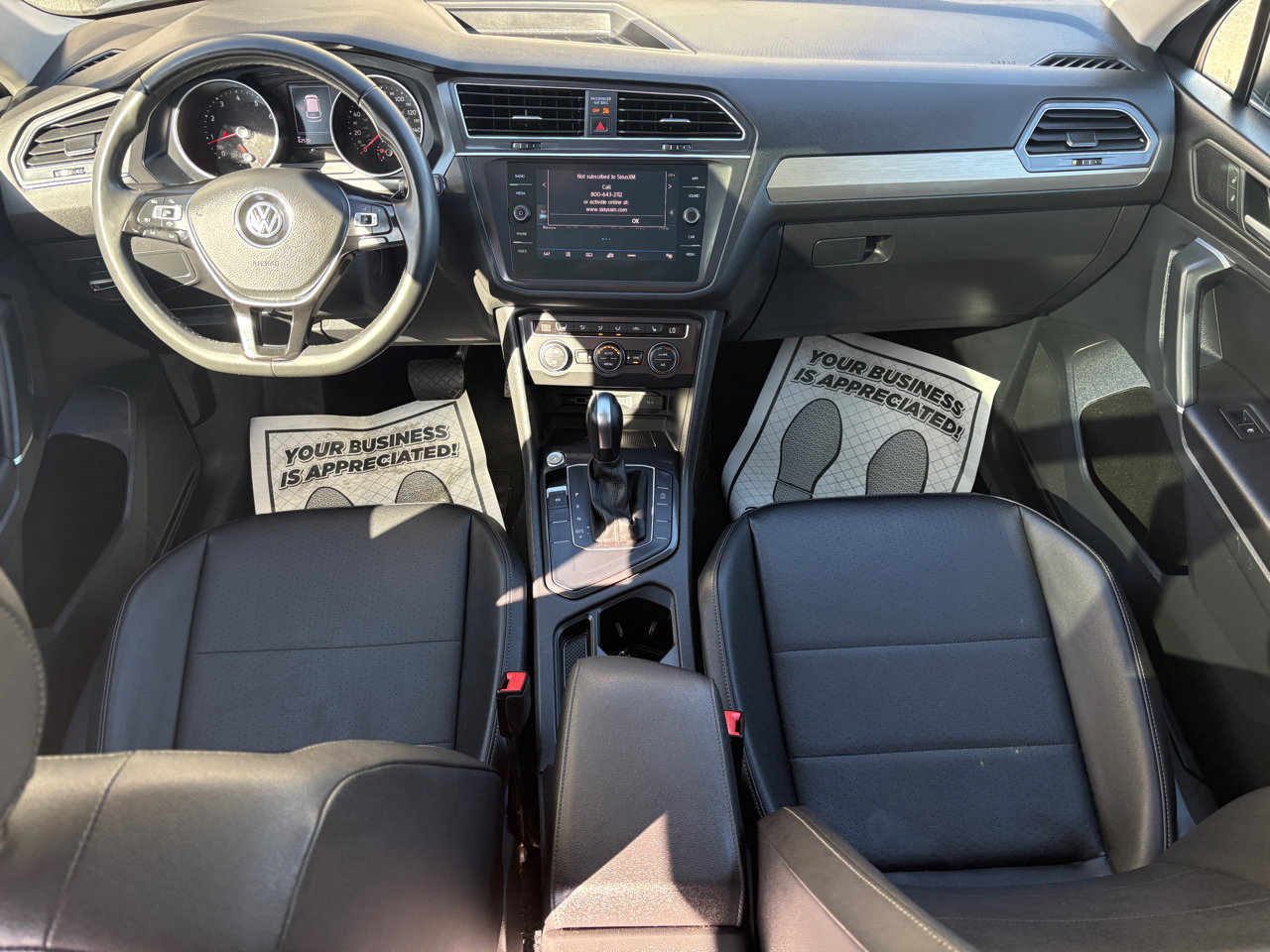 Used 2020 Volkswagen Tiguan SE R-Line image 11