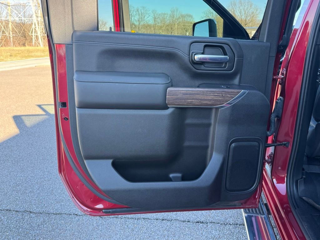 Used 2020 Chevrolet Silverado 2500 High Country w/ Technology Package image 41