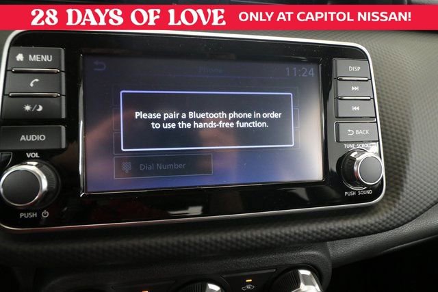 New 2025 Nissan Kicks Play S image 19