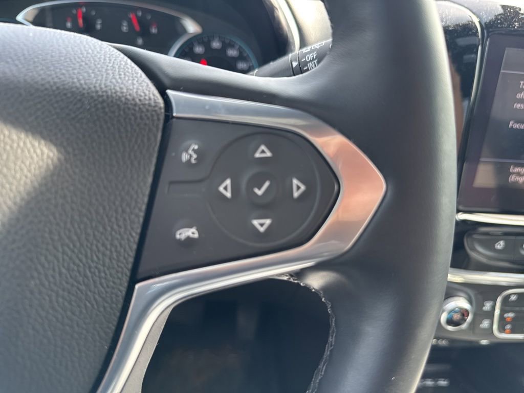 Used 2023 Chevrolet Traverse LT w/ LT Premium Package image 17