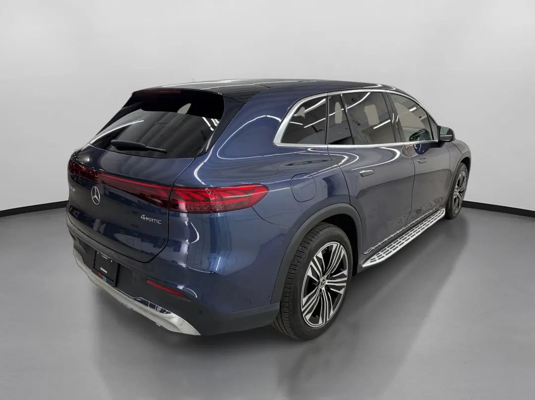 Used 2023 Mercedes-Benz EQS 450+ 4MATIC SUV w/ Acoustic Comfort Package image 10