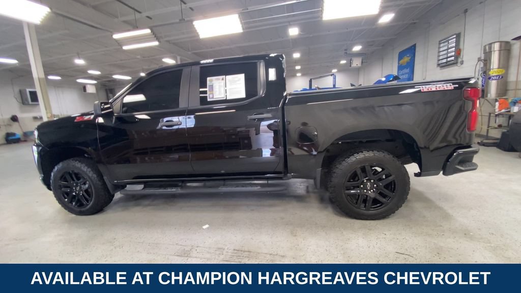 Used 2022 Chevrolet Silverado 1500 Custom Trail Boss AWD/4WD image 7