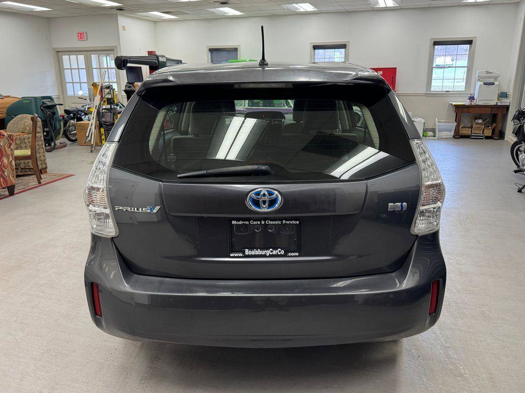 Used 2013 Toyota Prius V Two image 25