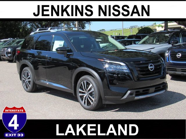 New 2025 Nissan Pathfinder Platinum