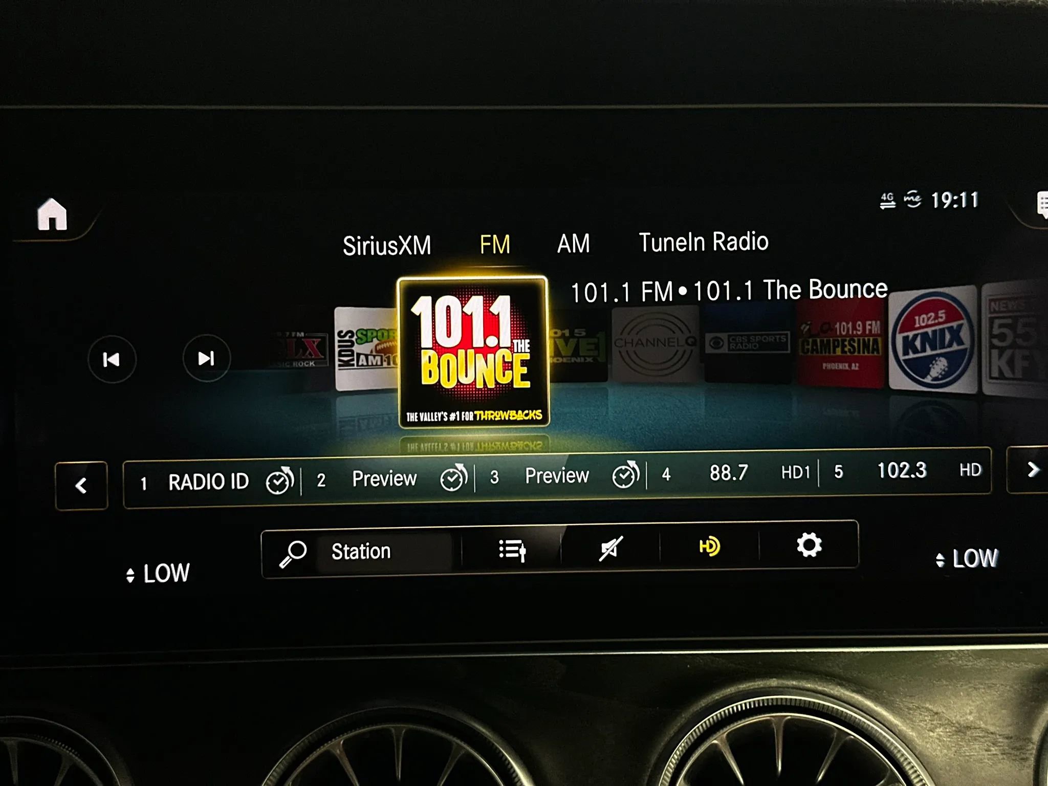 Used 2023 Mercedes-Benz E 450 Coupe image 27