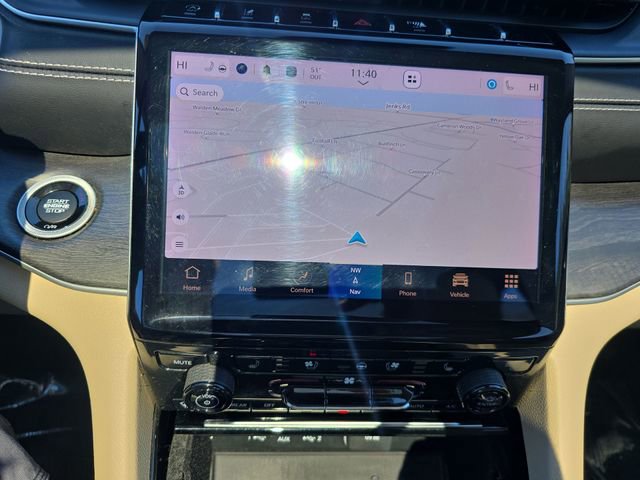 Used 2021 Jeep Grand Cherokee L Limited w/ Luxury Tech Group II image 40