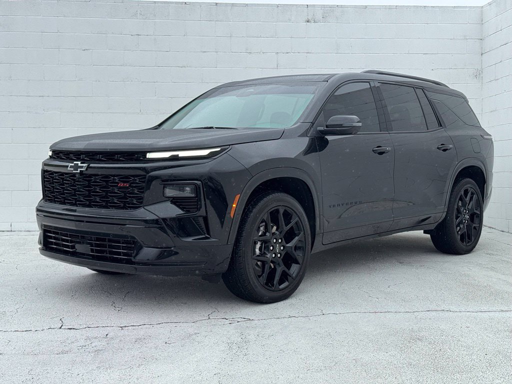 Used 2025 Chevrolet Traverse RS AWD/4WD image 11