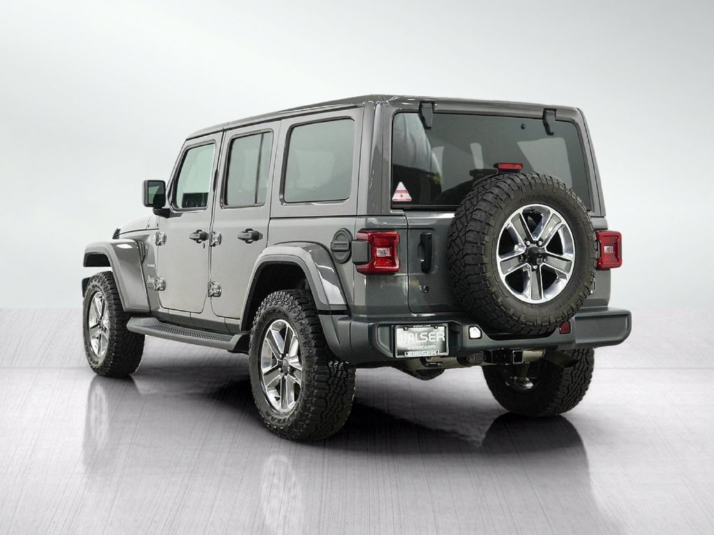 Used 2019 Jeep Wrangler Unlimited Sahara AWD/4WD image 3
