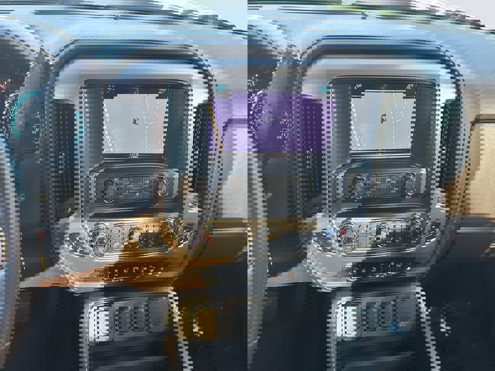 Used 2017 GMC Sierra 2500 Denali w/ Suspension Package, Off-Road image 16