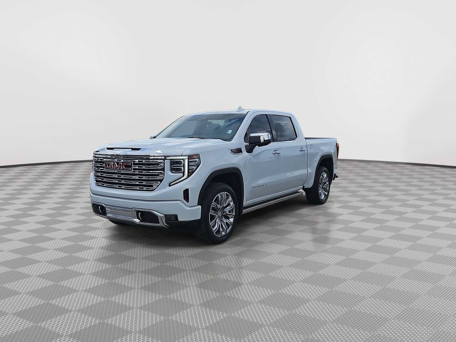 Certified 2026 GMC Sierra 1500 Denali w/ Denali Reserve Package AWD/4WD image 3