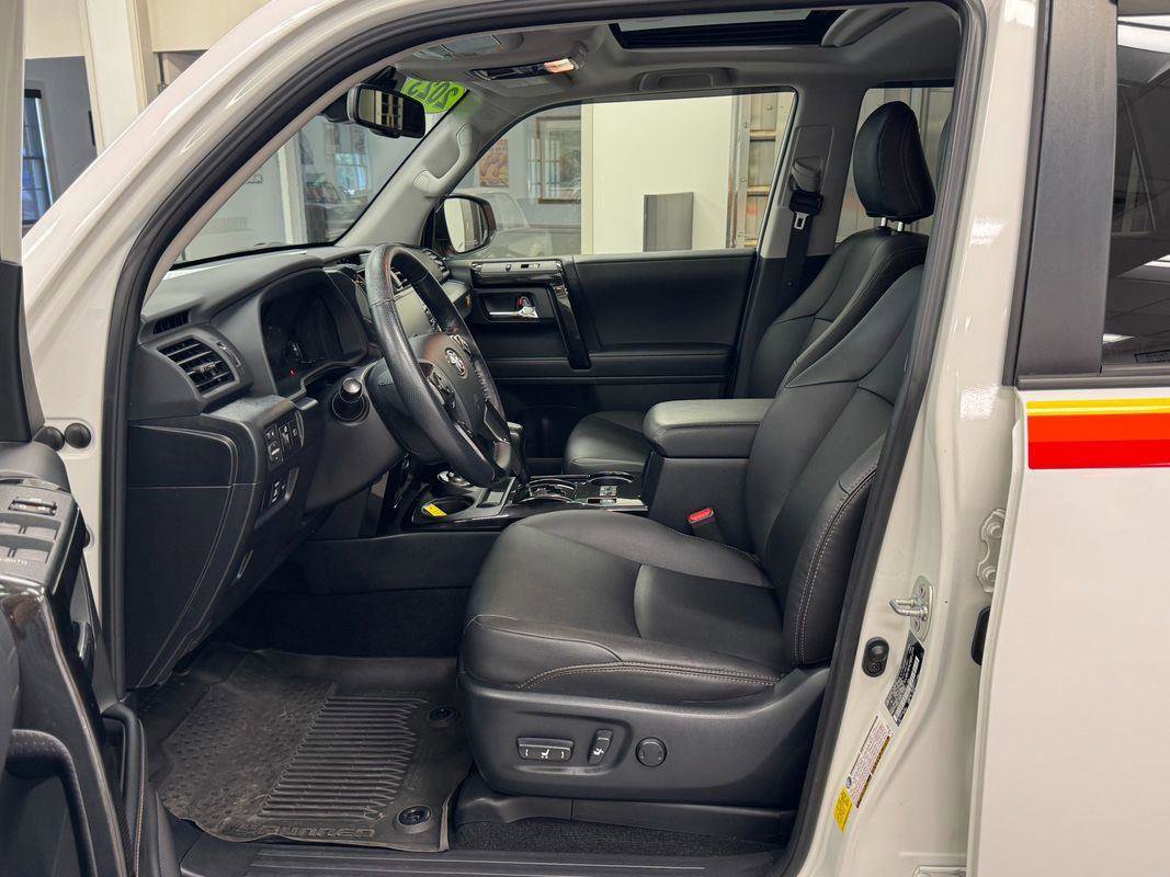 Used 2023 Toyota 4Runner 40th Anniversary SE AWD/4WD image 15