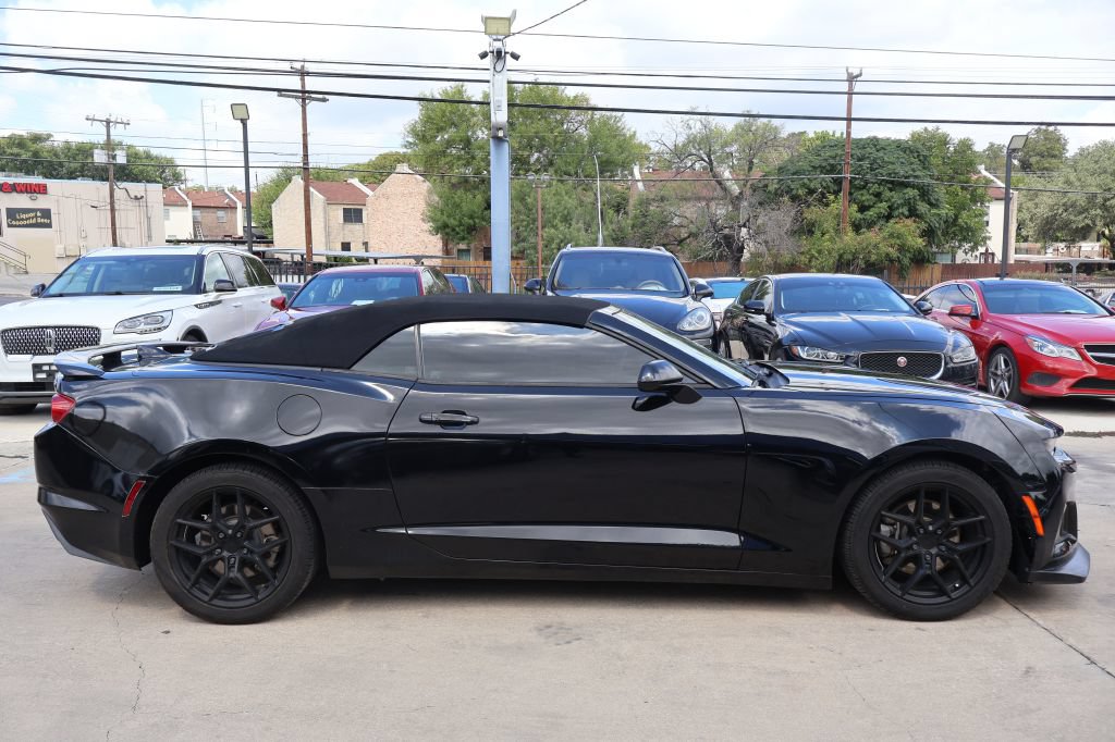 Used 2019 Chevrolet Camaro LT RWD image 8