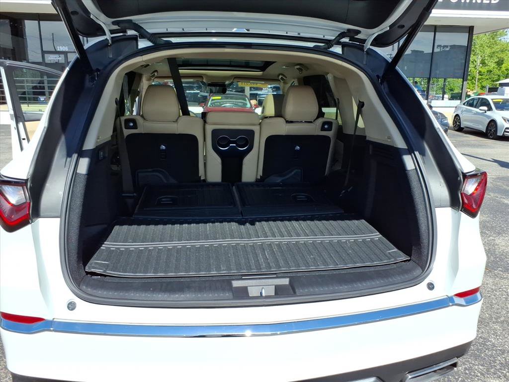 Used 2025 Acura MDX SH-AWD image 13