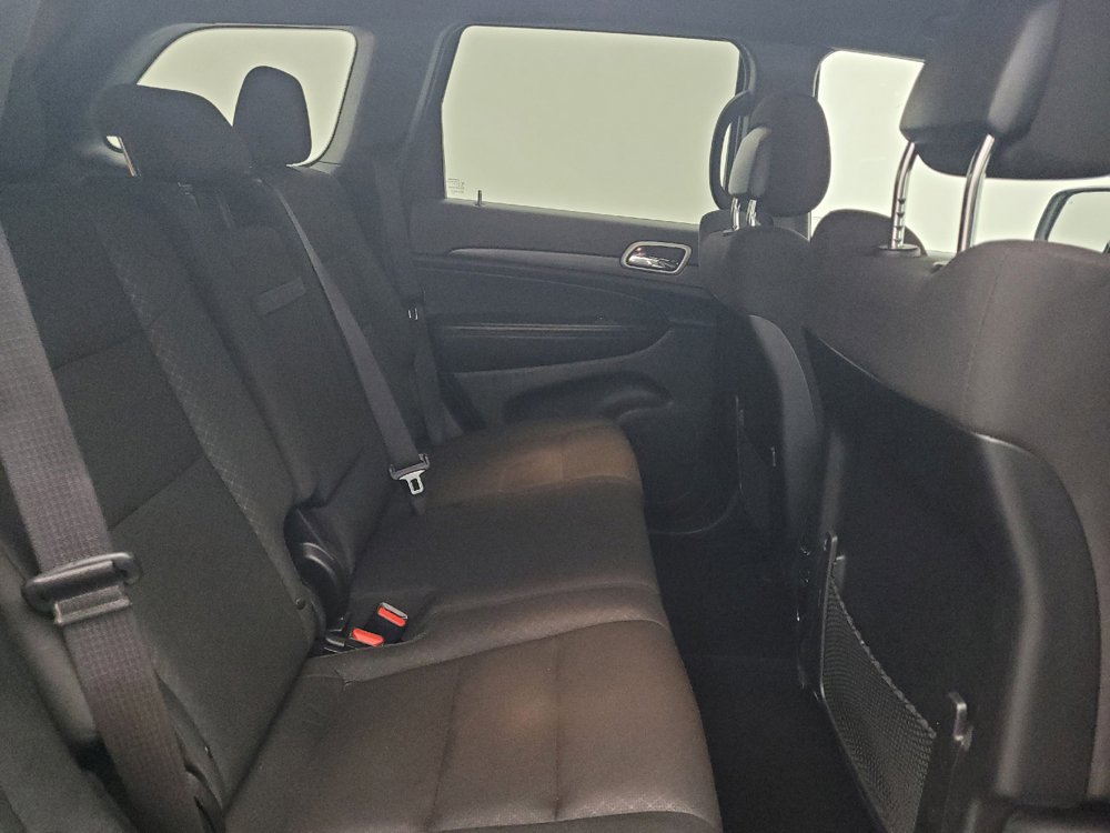 Used 2021 Jeep Grand Cherokee Laredo AWD/4WD image 19