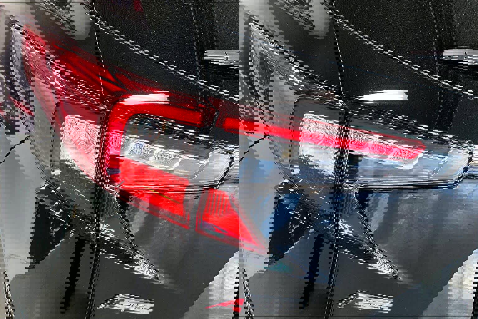 Used 2025 Acura RDX A-Spec image 29