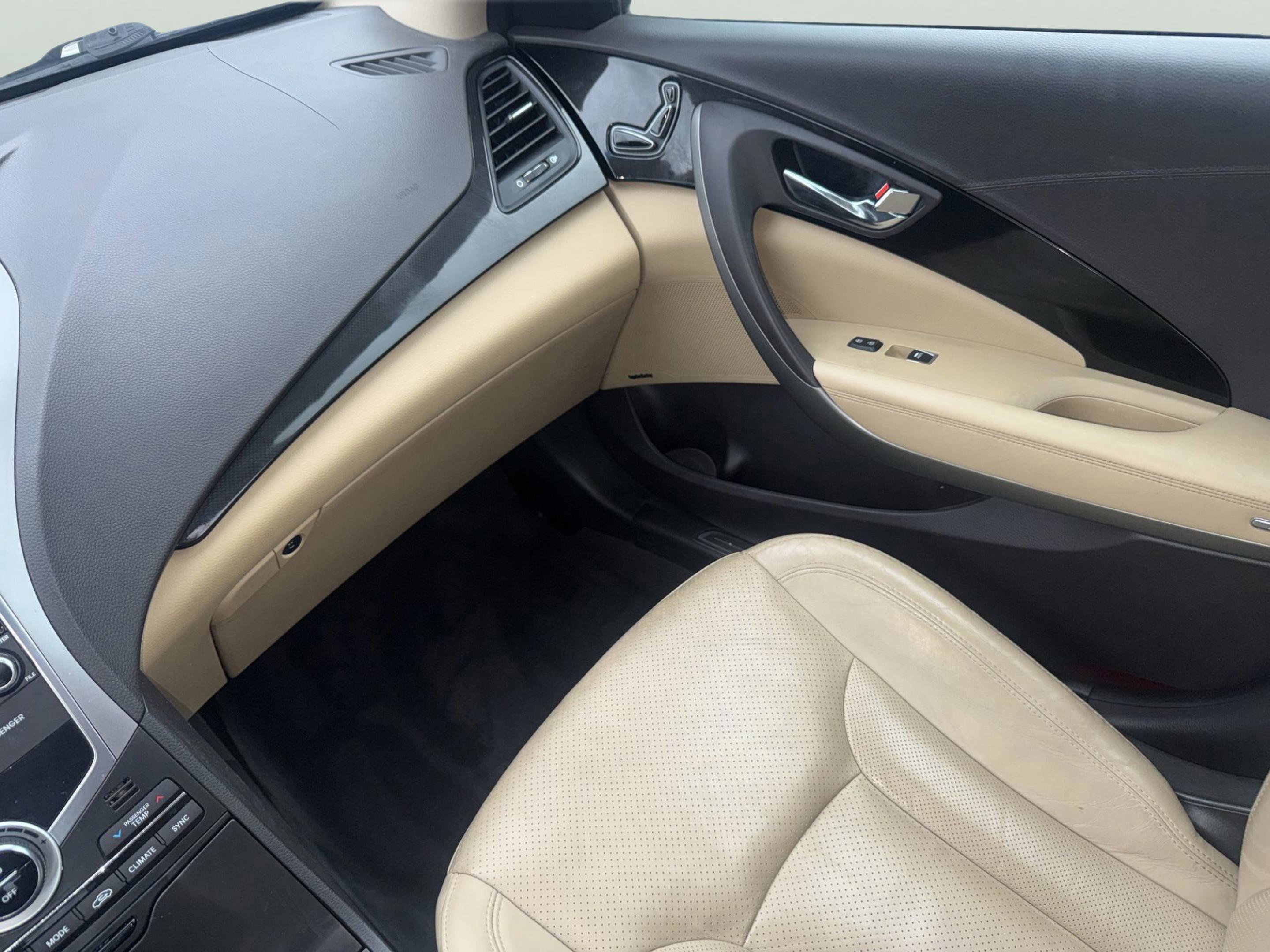 Used 2015 Hyundai Azera Limited image 15