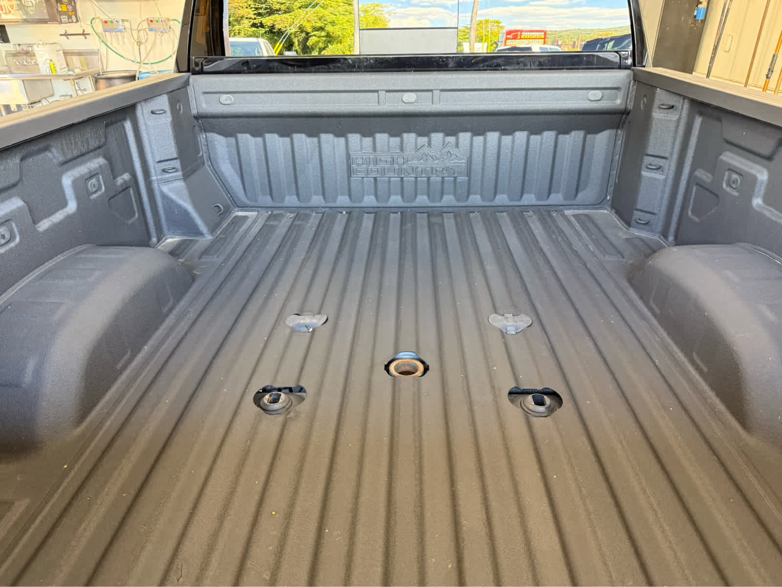 Used 2024 Chevrolet Silverado 2500 High Country image 31