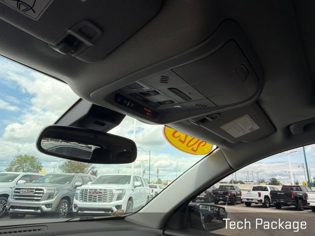 Used 2023 GMC Terrain SLT w/ Tech Package FWD image 32