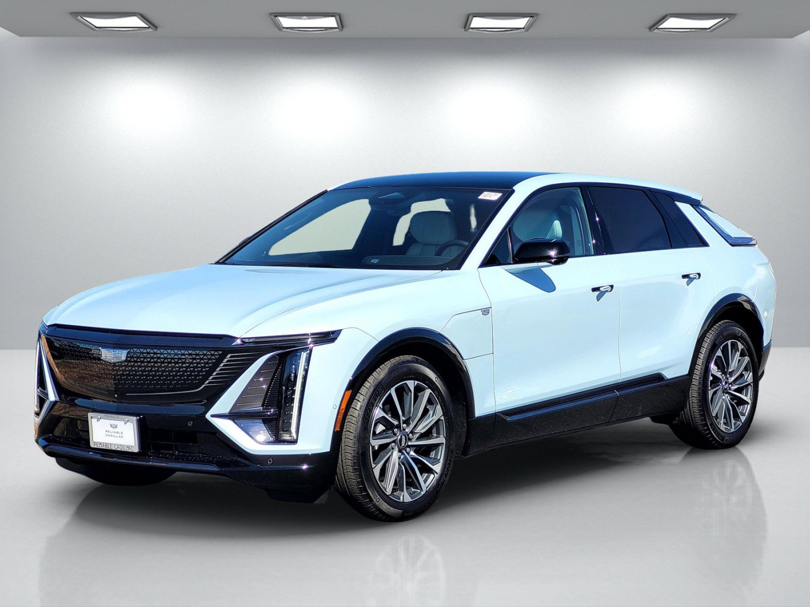 Certified 2025 Cadillac Lyriq Sport AWD/4WD image 8