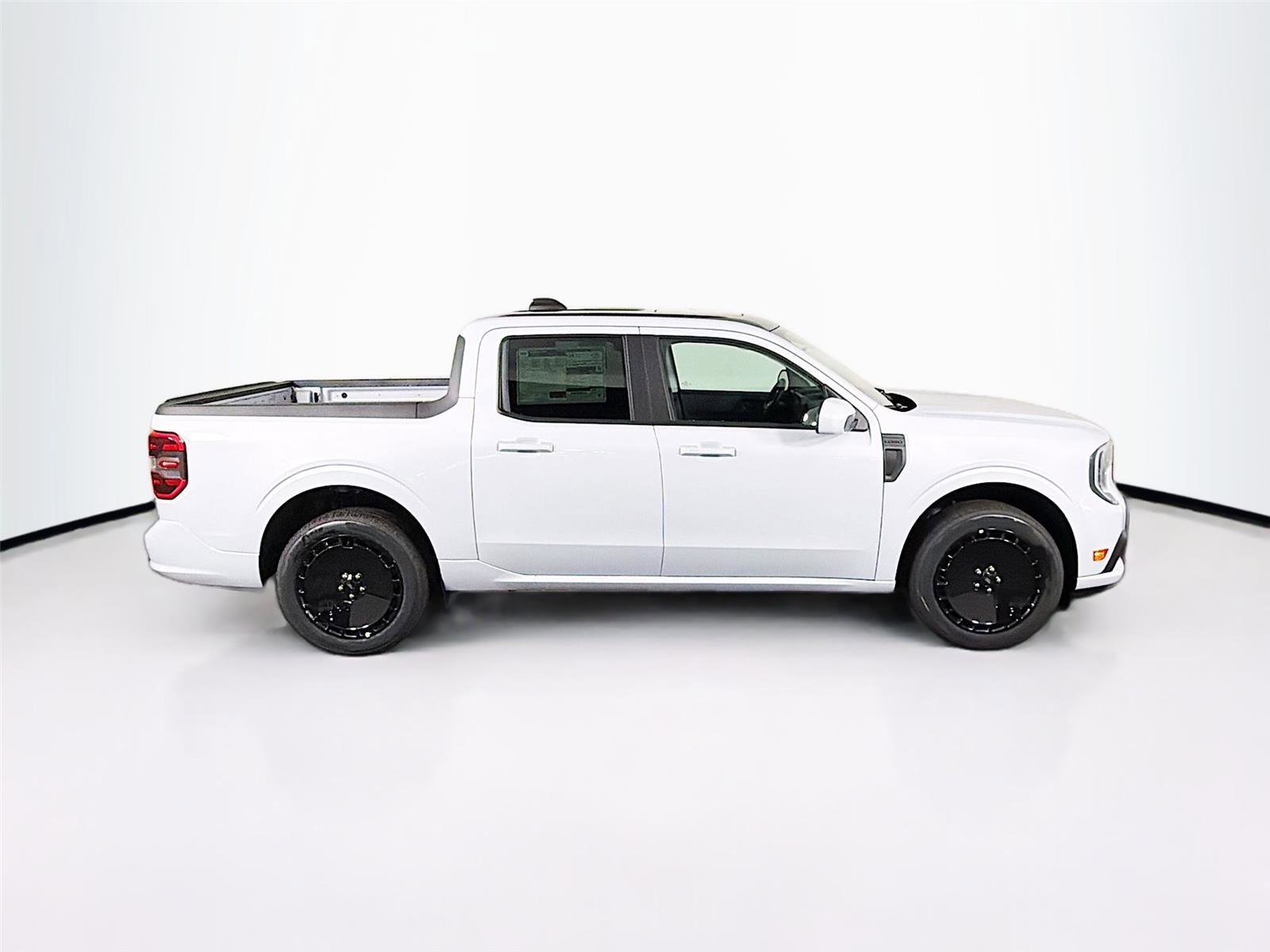 New 2026 Ford Maverick Lobo image 8