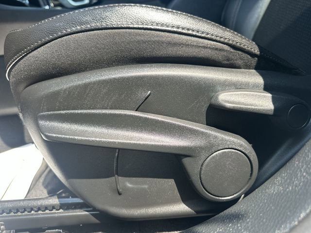 Used 2024 Jeep Compass Trailhawk AWD/4WD image 13