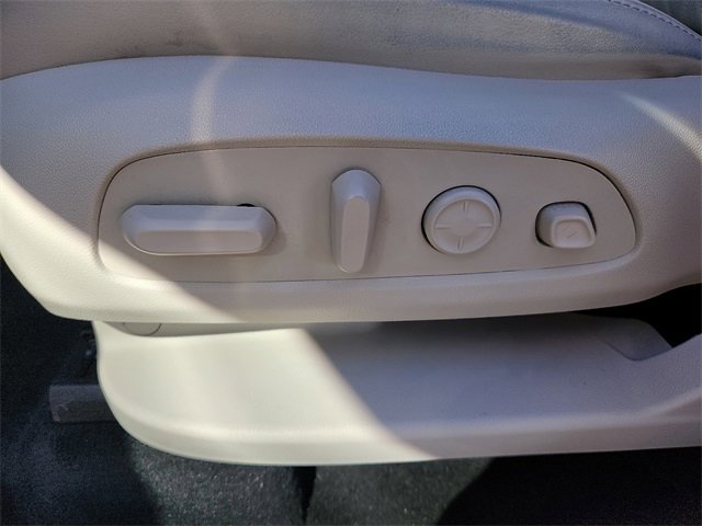 Certified 2024 Buick Enclave Avenir w/ Avenir Technology Package image 16