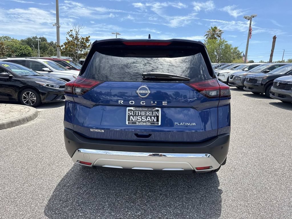 Certified 2023 Nissan Rogue Platinum w/ Platinum Premium Package FWD image 5