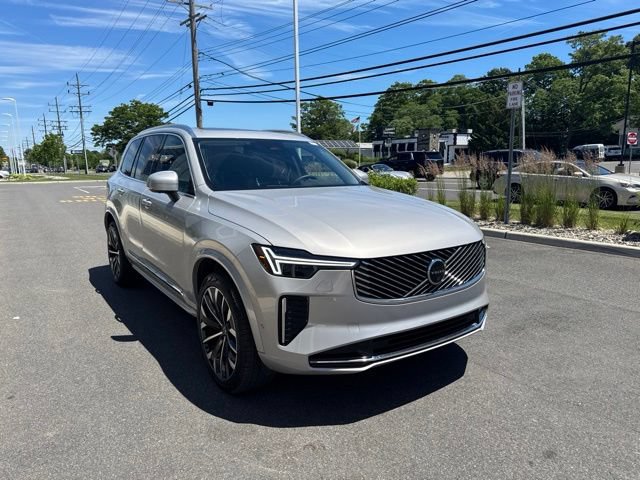 Certified 2025 Volvo XC90 B6 Plus AWD/4WD image 6