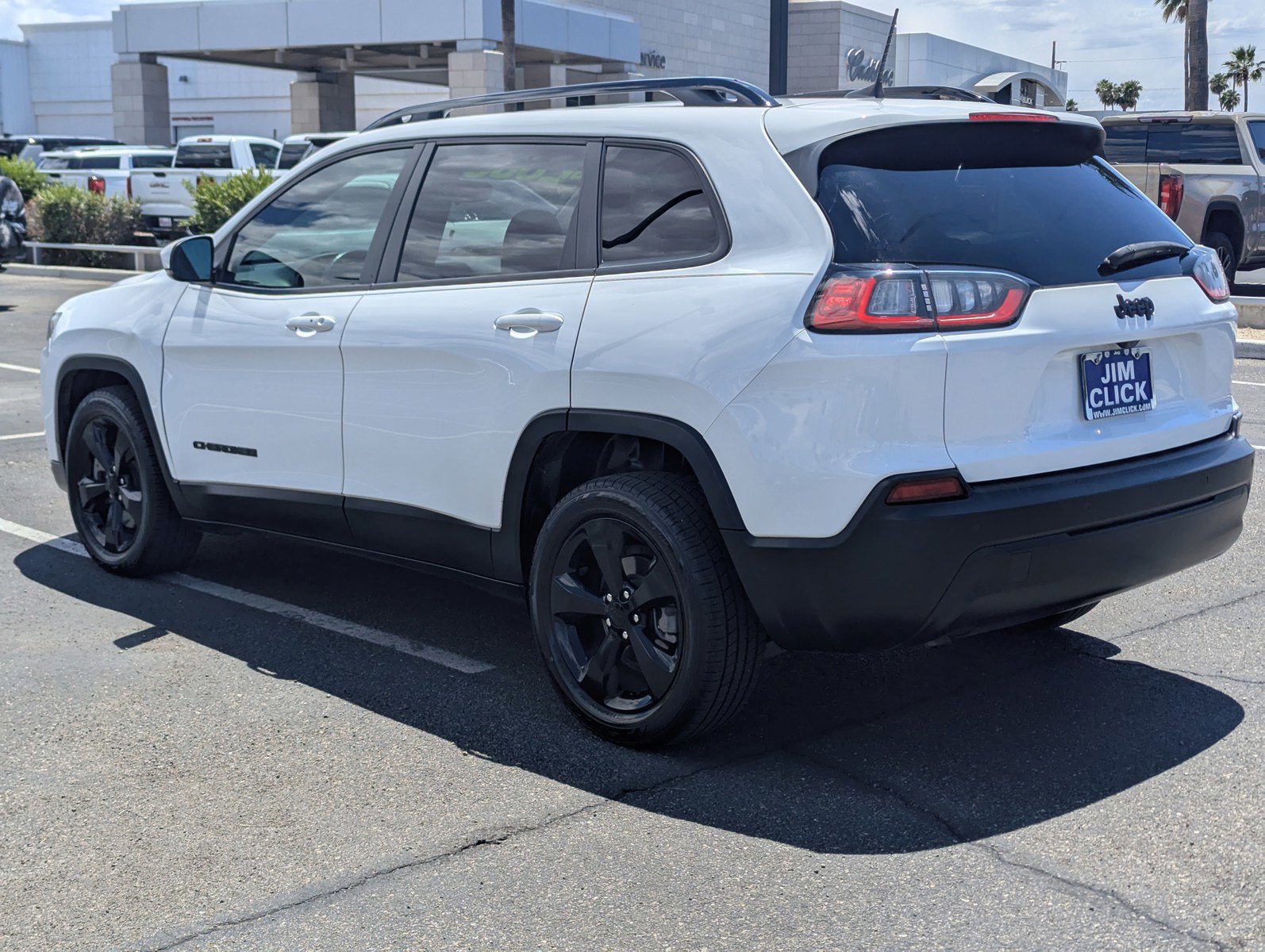 Used 2021 Jeep Cherokee Latitude Plus FWD image 4