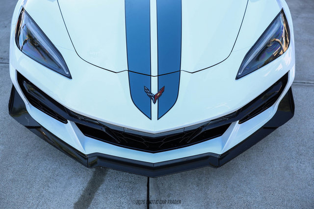 Used 2025 Chevrolet Corvette Z06 w/ Z07 Performance Package RWD image 71