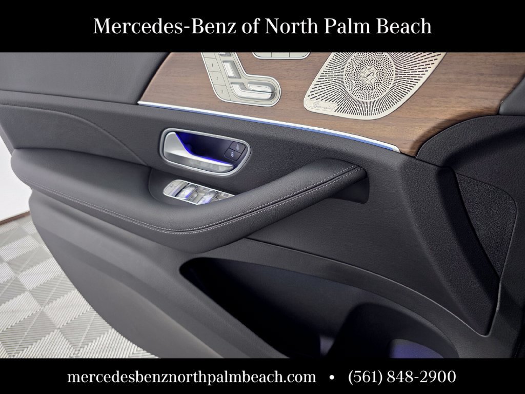 New 2026 Mercedes-Benz GLS 450 4MATIC image 22