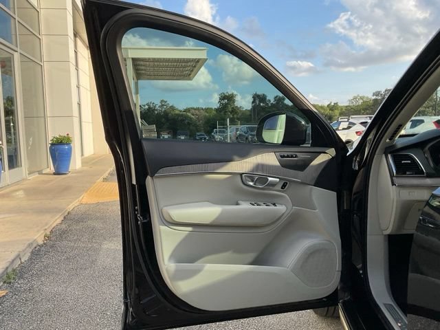 Certified 2024 Volvo XC90 B6 Plus AWD/4WD image 10