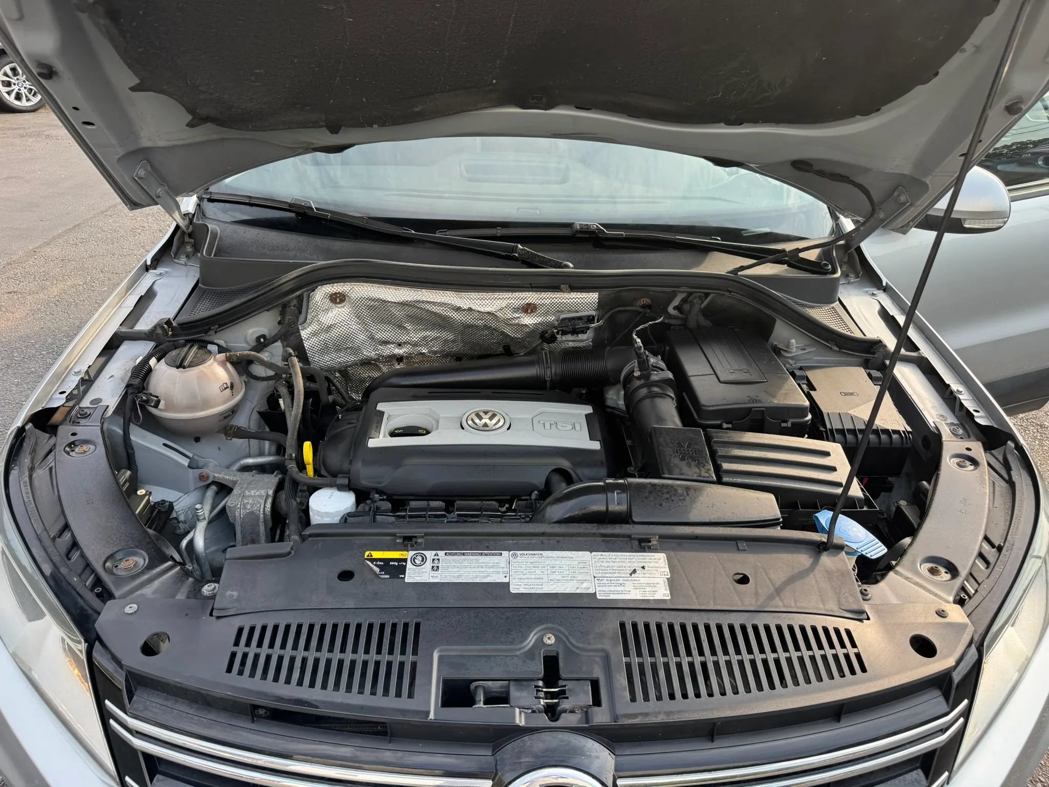 Used 2017 Volkswagen Tiguan S AWD/4WD image 13