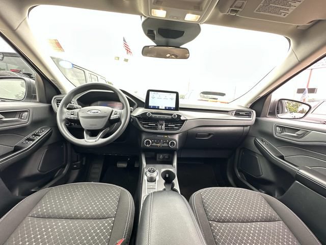 Used 2025 Ford Escape Active AWD/4WD image 13