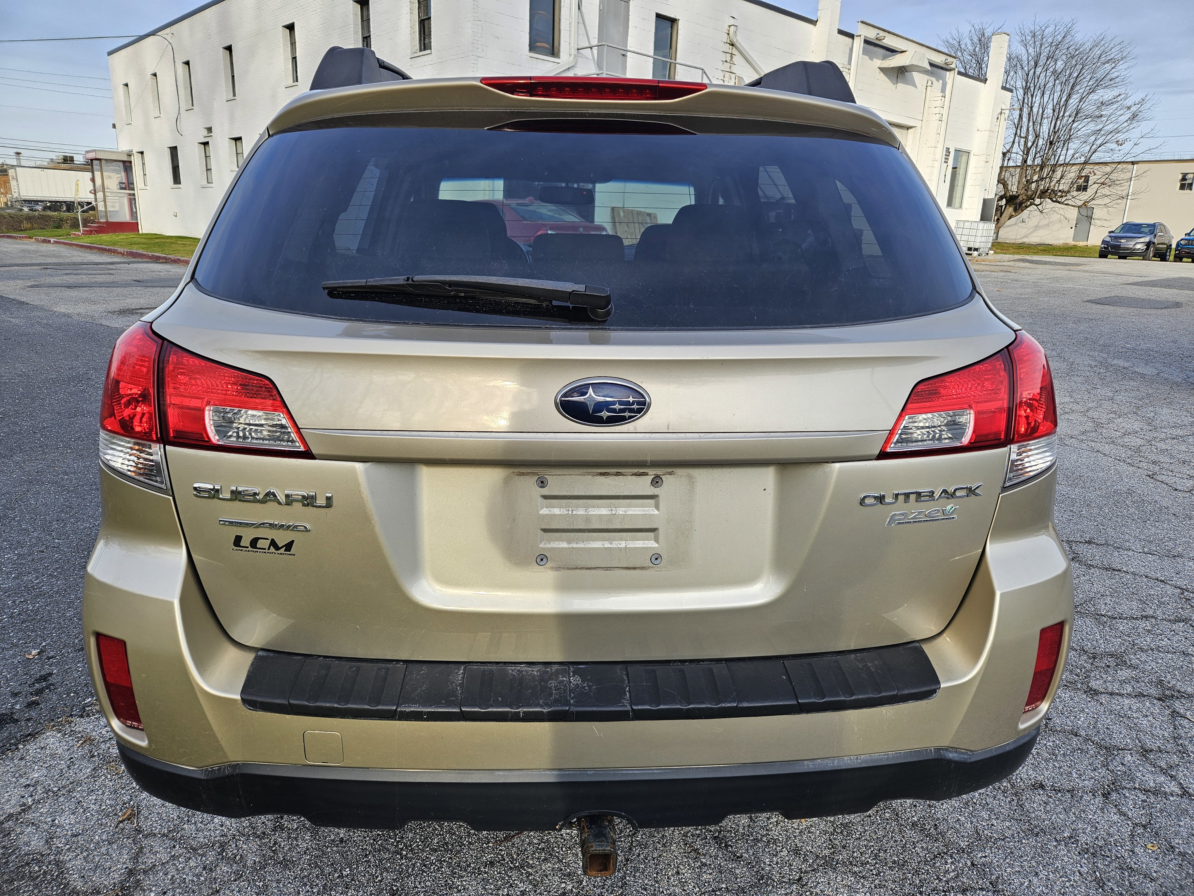 Used 2010 Subaru Outback 2.5i Premium image 7