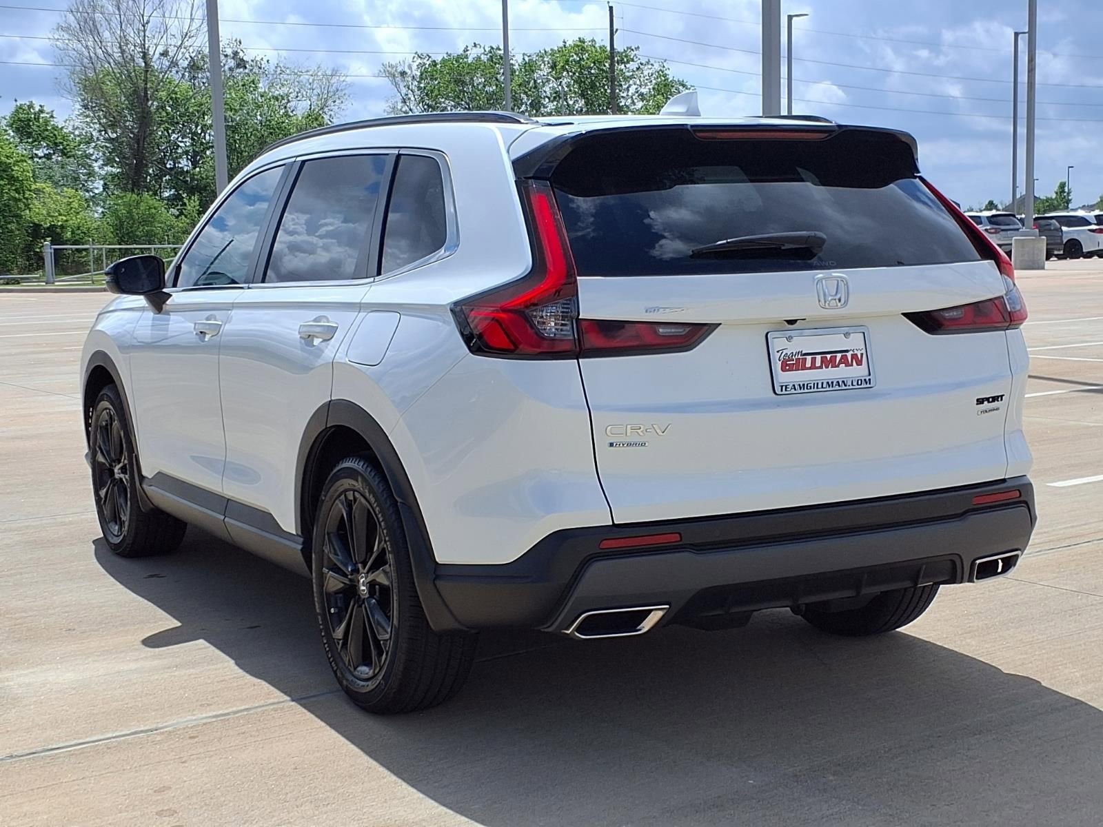 Used 2024 Honda CR-V Sport Touring image 2