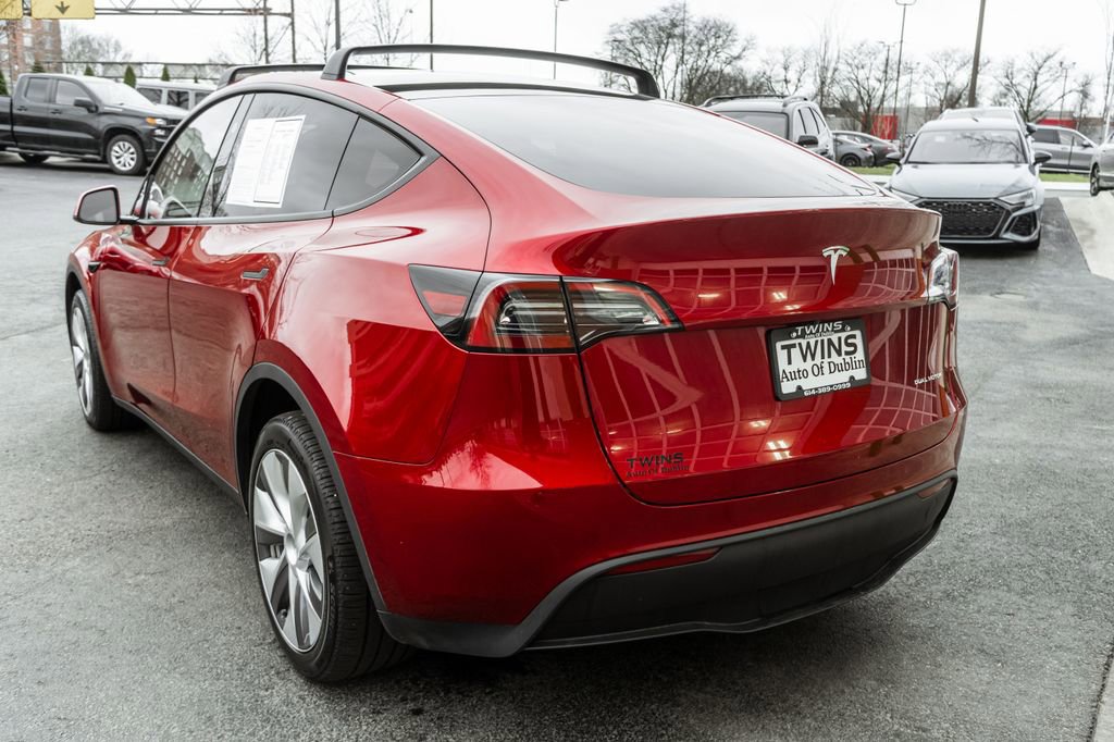 Used 2024 Tesla Model Y Long Range image 39
