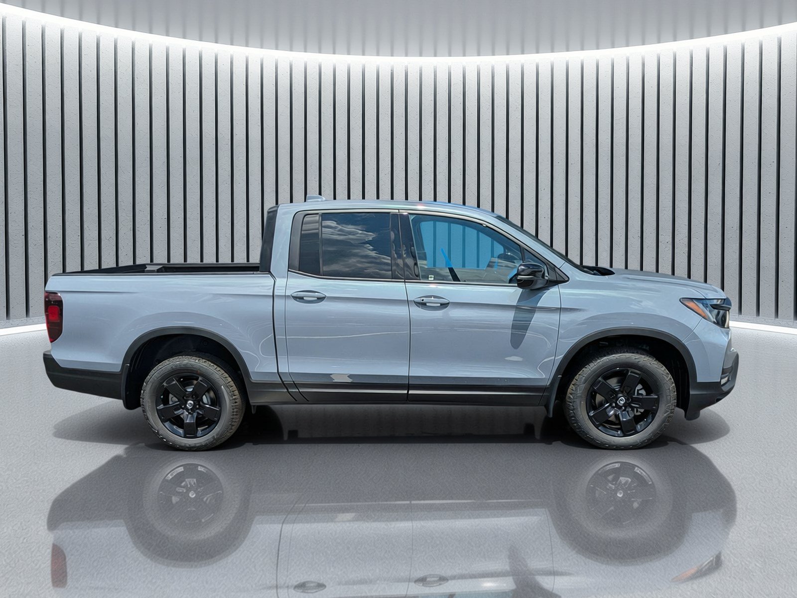 New 2026 Honda Ridgeline Black Edition image 3