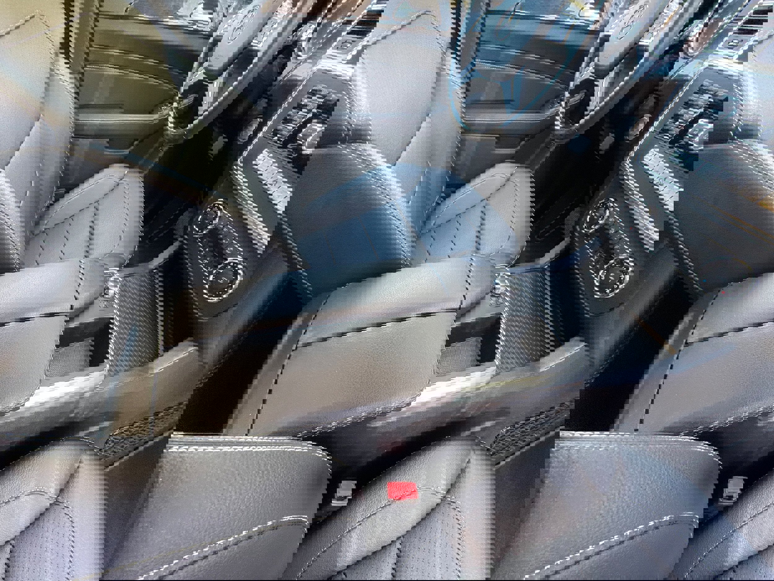 Used 2013 Mercedes-Benz ML 350 BlueTEC 4MATIC image 27