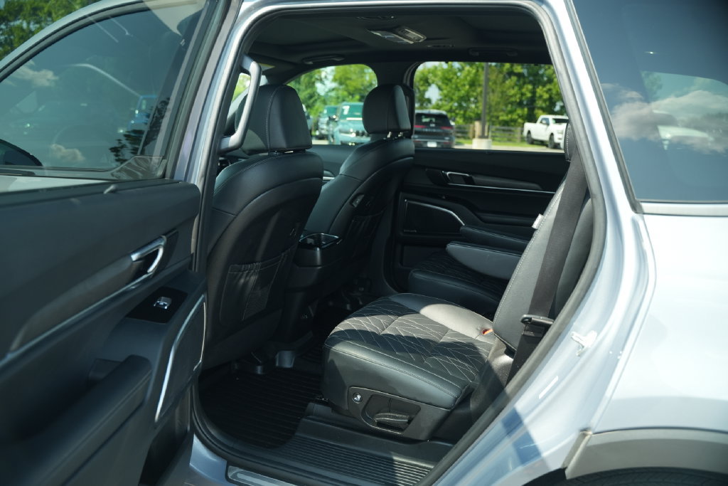 Used 2024 Kia Telluride SX X-Line AWD/4WD image 17